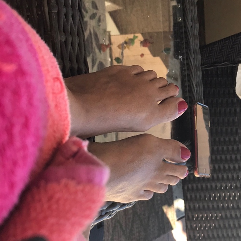 Meet your Posher, Laura